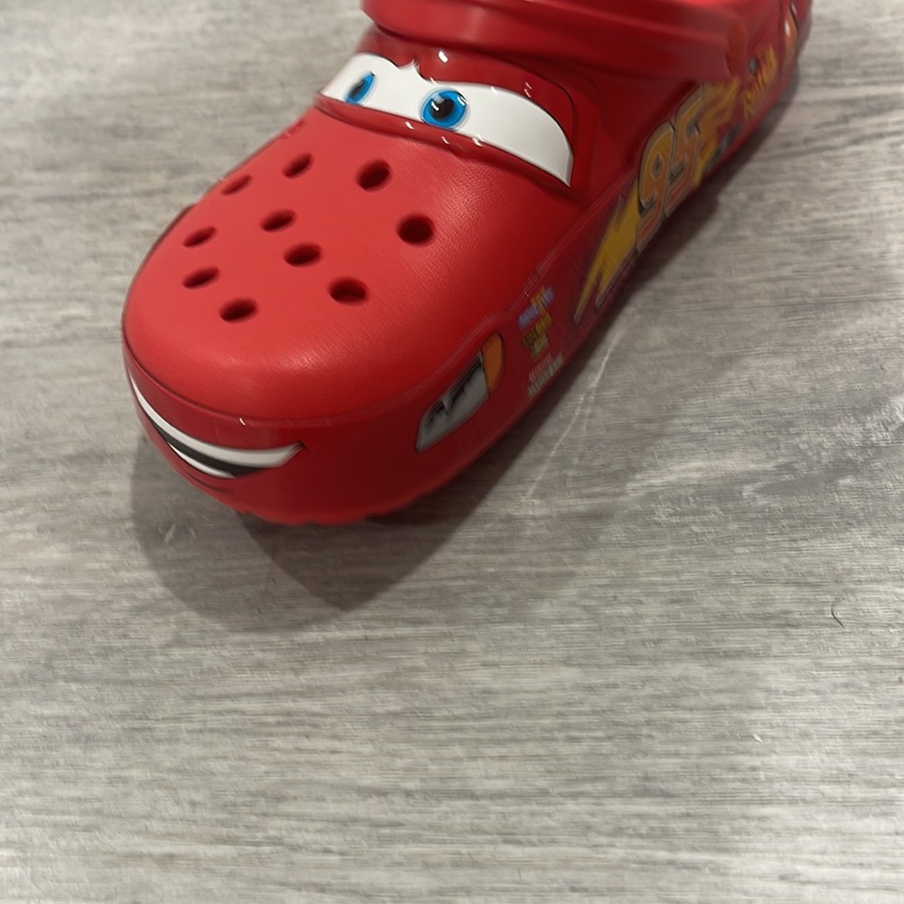 Crocs - Picture 3 of 5